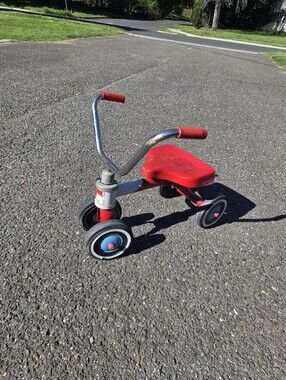 Vintage AMF Junior Tricycle Wee Wheeler RARE Red White 4 Wheels SUPER CLEAN
